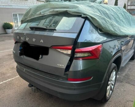 Серый Шкода Kodiaq, объемом двигателя 2 л и пробегом 130 тыс. км за 10000 $, фото 5 на Automoto.ua