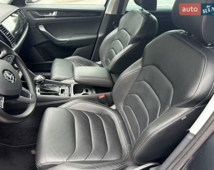 Шкода Kodiaq 2020 у Києві на Automoto.ua Сірий Шкода Kodiaq, об'ємом двигуна 2 л та пробігом 140 тис. км за 33800 $, фото 7 на Automoto.ua