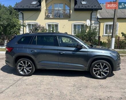 Серый Шкода Kodiaq, объемом двигателя 1.97 л и пробегом 218 тыс. км за 32900 $, фото 8 на Automoto.ua
