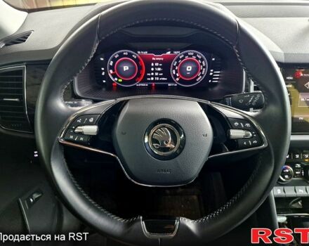 Серый Шкода Kodiaq, объемом двигателя 2 л и пробегом 65 тыс. км за 35000 $, фото 5 на Automoto.ua