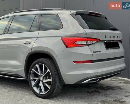 Шкода Kodiaq 2020 в Луцке на Automoto.ua Серый Шкода Kodiaq, объемом двигателя 1.97 л и пробегом 175 тыс. км за 37107 $, фото 9 на Automoto.ua