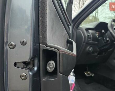 Сірий Шкода Kodiaq, об'ємом двигуна 1.97 л та пробігом 125 тис. км за 37900 $, фото 16 на Automoto.ua