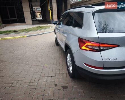 Серый Шкода Kodiaq, объемом двигателя 1.98 л и пробегом 129 тыс. км за 28500 $, фото 3 на Automoto.ua