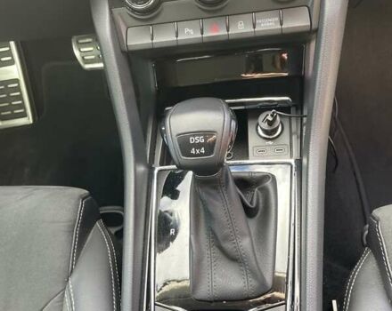 Серый Шкода Kodiaq, объемом двигателя 1.98 л и пробегом 70 тыс. км за 31500 $, фото 16 на Automoto.ua