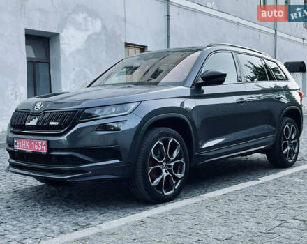 Серый Шкода Kodiaq, объемом двигателя 2 л и пробегом 143 тыс. км за 37599 $, фото 1 на Automoto.ua