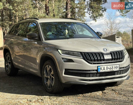 Шкода Kodiaq 2020 у Києві на Automoto.ua Сірий Шкода Kodiaq, об'ємом двигуна 2 л та пробігом 255 тис. км за 25999 $, фото 2 на Automoto.ua