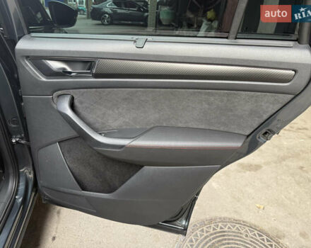 Сірий Шкода Kodiaq, об'ємом двигуна 1.97 л та пробігом 125 тис. км за 43267 $, фото 52 на Automoto.ua