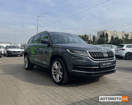 Шкода Kodiaq 2020 в Киеве на Automoto.ua Серый Шкода Kodiaq, объемом двигателя 2 л и пробегом 92 тыс. км за 28500 $, фото 19 на Automoto.ua