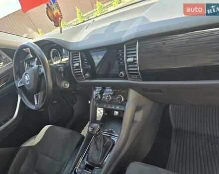 Сірий Шкода Kodiaq, об'ємом двигуна 1.4 л та пробігом 176 тис. км за 33000 $, фото 7 на Automoto.ua