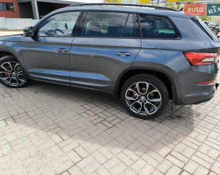 Серый Шкода Kodiaq, объемом двигателя 1.97 л и пробегом 173 тыс. км за 40141 $, фото 3 на Automoto.ua