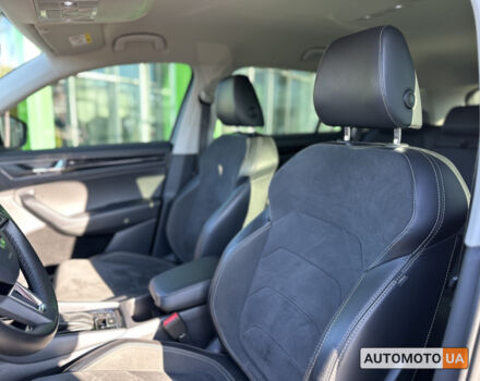 Шкода Kodiaq 2020 в Хмельницком на Automoto.ua Серый Шкода Kodiaq, объемом двигателя 2 л и пробегом 93 тыс. км за 31239 $, фото 12 на Automoto.ua