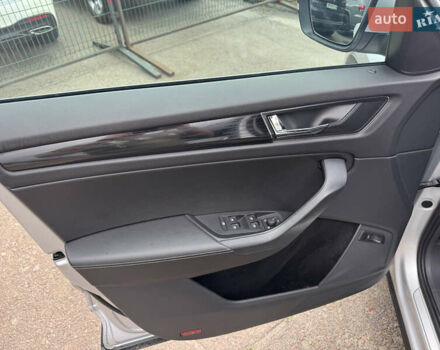 Серый Шкода Kodiaq, объемом двигателя 1.98 л и пробегом 143 тыс. км за 26490 $, фото 16 на Automoto.ua