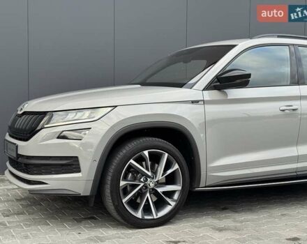 Шкода Kodiaq 2020 в Луцке на Automoto.ua Серый Шкода Kodiaq, объемом двигателя 1.97 л и пробегом 175 тыс. км за 37107 $, фото 8 на Automoto.ua