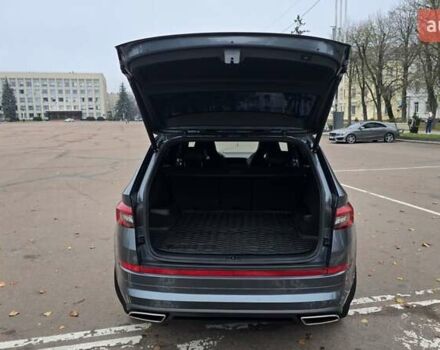 Сірий Шкода Kodiaq, об'ємом двигуна 1.97 л та пробігом 125 тис. км за 37900 $, фото 10 на Automoto.ua