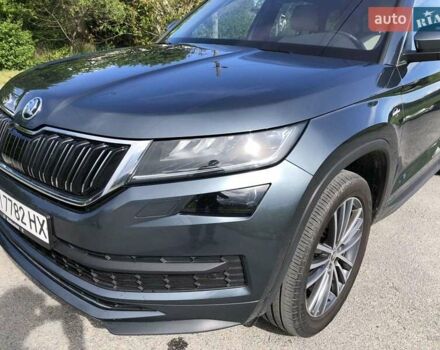 Серый Шкода Kodiaq, объемом двигателя 1.97 л и пробегом 225 тыс. км за 33300 $, фото 48 на Automoto.ua