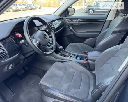 Серый Шкода Kodiaq, объемом двигателя 2 л и пробегом 135 тыс. км за 26500 $, фото 12 на Automoto.ua