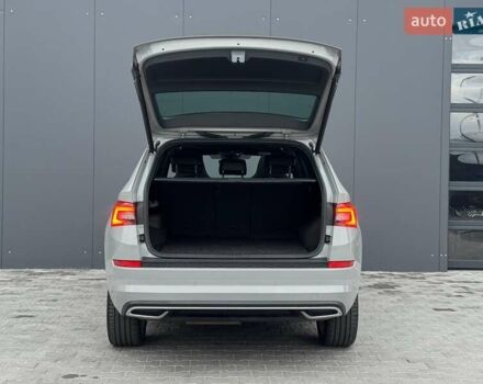 Шкода Kodiaq 2020 в Луцке на Automoto.ua Серый Шкода Kodiaq, объемом двигателя 1.97 л и пробегом 175 тыс. км за 37107 $, фото 46 на Automoto.ua