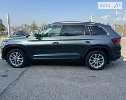 Серый Шкода Kodiaq, объемом двигателя 2 л и пробегом 135 тыс. км за 26500 $, фото 7 на Automoto.ua