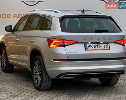 Серый Шкода Kodiaq, объемом двигателя 2 л и пробегом 144 тыс. км за 32500 $, фото 2 на Automoto.ua