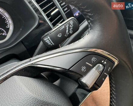 Серый Шкода Kodiaq, объемом двигателя 1.98 л и пробегом 143 тыс. км за 26490 $, фото 23 на Automoto.ua