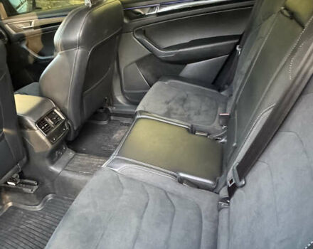 Сірий Шкода Kodiaq, об'ємом двигуна 1.97 л та пробігом 78 тис. км за 33000 $, фото 6 на Automoto.ua