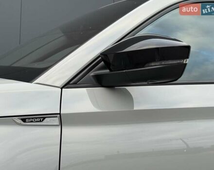 Шкода Kodiaq 2020 в Луцке на Automoto.ua Серый Шкода Kodiaq, объемом двигателя 1.97 л и пробегом 175 тыс. км за 37107 $, фото 15 на Automoto.ua