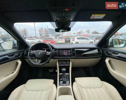 Серый Шкода Kodiaq, объемом двигателя 2 л и пробегом 144 тыс. км за 32500 $, фото 10 на Automoto.ua