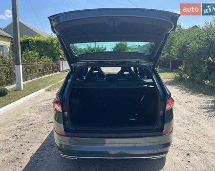 Серый Шкода Kodiaq, объемом двигателя 1.97 л и пробегом 218 тыс. км за 32900 $, фото 41 на Automoto.ua