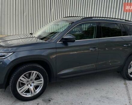 Серый Шкода Kodiaq, объемом двигателя 1.98 л и пробегом 70 тыс. км за 31500 $, фото 1 на Automoto.ua