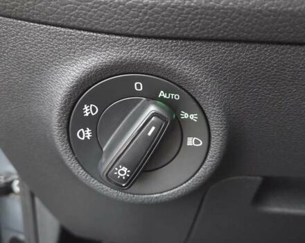 Сірий Шкода Kodiaq, об'ємом двигуна 1.98 л та пробігом 100 тис. км за 23000 $, фото 10 на Automoto.ua