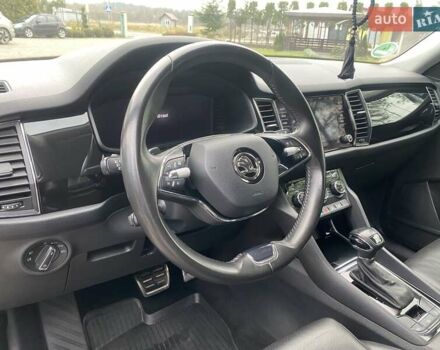 Серый Шкода Kodiaq, объемом двигателя 2 л и пробегом 208 тыс. км за 30300 $, фото 3 на Automoto.ua