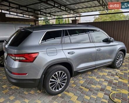 Шкода Kodiaq 2020 в Кривом Роге на Automoto.ua Серый Шкода Kodiaq, объемом двигателя 0 л и пробегом 66 тыс. км за 35000 $, фото 42 на Automoto.ua