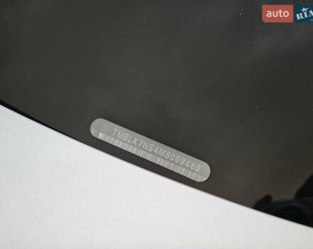 Шкода Kodiaq 2020 в Луцке на Automoto.ua Серый Шкода Kodiaq, объемом двигателя 2 л и пробегом 222 тыс. км за 31191 $, фото 13 на Automoto.ua