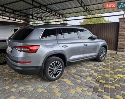 Шкода Kodiaq 2020 в Кривом Роге на Automoto.ua Серый Шкода Kodiaq, объемом двигателя 0 л и пробегом 66 тыс. км за 35000 $, фото 33 на Automoto.ua