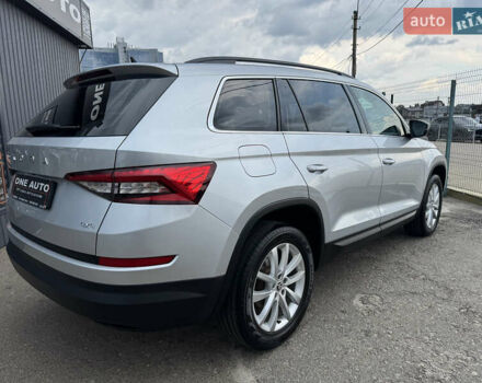 Серый Шкода Kodiaq, объемом двигателя 1.98 л и пробегом 143 тыс. км за 26490 $, фото 6 на Automoto.ua