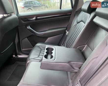 Серый Шкода Kodiaq, объемом двигателя 2 л и пробегом 208 тыс. км за 30300 $, фото 15 на Automoto.ua