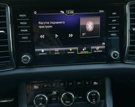 Серый Шкода Kodiaq, объемом двигателя 1.97 л и пробегом 222 тыс. км за 28000 $, фото 17 на Automoto.ua