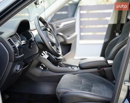 Сірий Шкода Kodiaq, об'ємом двигуна 1.98 л та пробігом 79 тис. км за 29900 $, фото 35 на Automoto.ua
