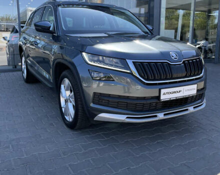 Серый Шкода Kodiaq, объемом двигателя 1.97 л и пробегом 222 тыс. км за 28000 $, фото 6 на Automoto.ua