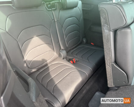 Серый Шкода Kodiaq, объемом двигателя 2 л и пробегом 92 тыс. км за 26900 $, фото 7 на Automoto.ua