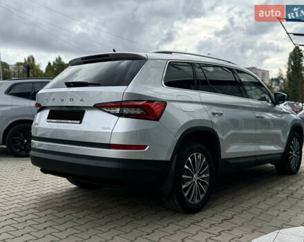 Шкода Kodiaq 2020 в Одессе на Automoto.ua Серый Шкода Kodiaq, объемом двигателя 1.97 л и пробегом 136 тыс. км за 30000 $, фото 7 на Automoto.ua
