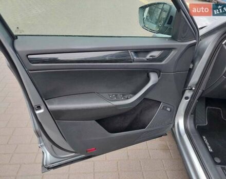 Сірий Шкода Kodiaq, об'ємом двигуна 1.98 л та пробігом 291 тис. км за 25500 $, фото 8 на Automoto.ua