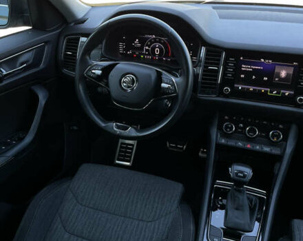 Серый Шкода Kodiaq, объемом двигателя 1.97 л и пробегом 222 тыс. км за 28000 $, фото 23 на Automoto.ua