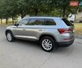 Серый Шкода Kodiaq, объемом двигателя 2 л и пробегом 138 тыс. км за 26700 $, фото 3 на Automoto.ua