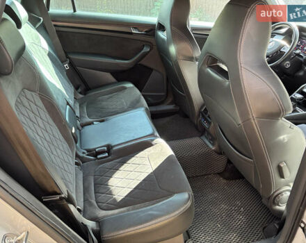 Шкода Kodiaq 2020 у Києві на Automoto.ua Сірий Шкода Kodiaq, об'ємом двигуна 2 л та пробігом 255 тис. км за 25999 $, фото 20 на Automoto.ua