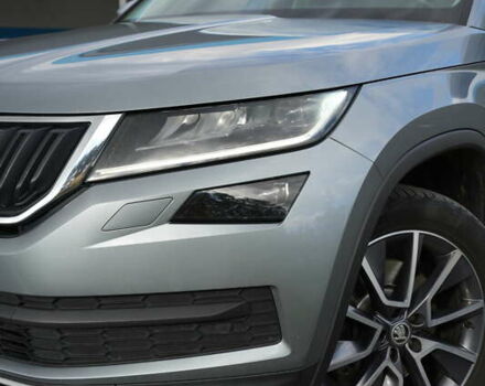 Шкода Kodiaq 2020 у Умани на Automoto.ua Сірий Шкода Kodiaq, об'ємом двигуна 1.97 л та пробігом 194 тис. км за 33999 $, фото 23 на Automoto.ua