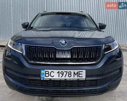 Серый Шкода Kodiaq, объемом двигателя 1.98 л и пробегом 70 тыс. км за 31500 $, фото 4 на Automoto.ua