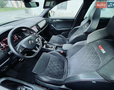 Серый Шкода Kodiaq, объемом двигателя 2 л и пробегом 143 тыс. км за 37599 $, фото 9 на Automoto.ua