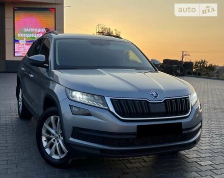 Серый Шкода Kodiaq, объемом двигателя 2 л и пробегом 120 тыс. км за 29900 $, фото 4 на Automoto.ua