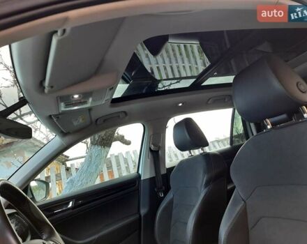 Серый Шкода Kodiaq, объемом двигателя 2 л и пробегом 55 тыс. км за 38500 $, фото 4 на Automoto.ua